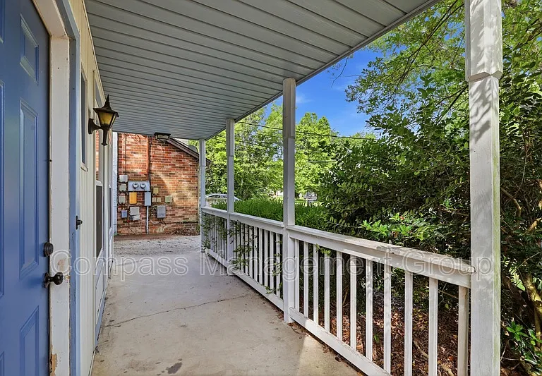 7668 Chatham Cir — Photo 4