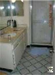 4th image of 3970 Ingraham St Unit 301