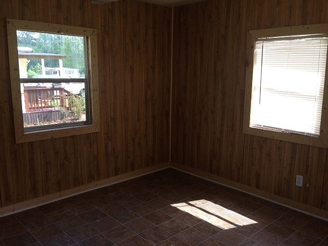 2nd image of 7735 Tara Blvd Lot E46