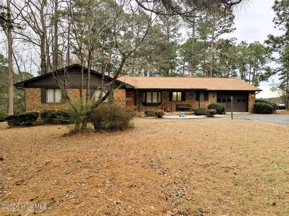 185 Firetree Lane, Seven Lakes, NC 27376