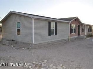 3900 W Tetakusim Rd, Tucson, AZ 85746