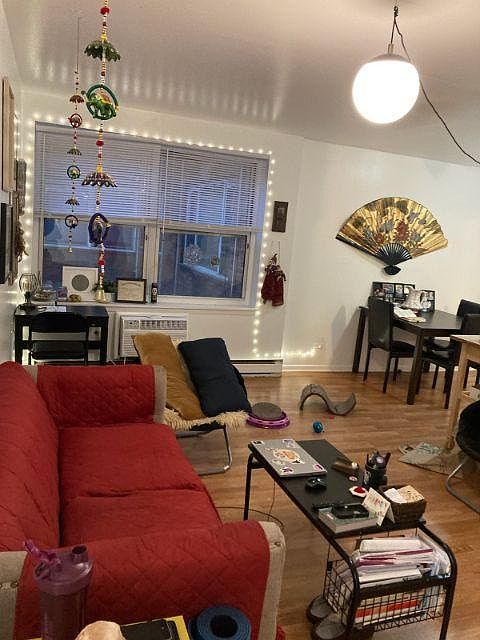 1st image of 5918 N Kenmore Ave #404