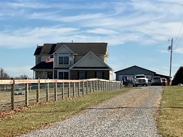 14498 Dutch Cross Rd, Centerburg, OH 43011