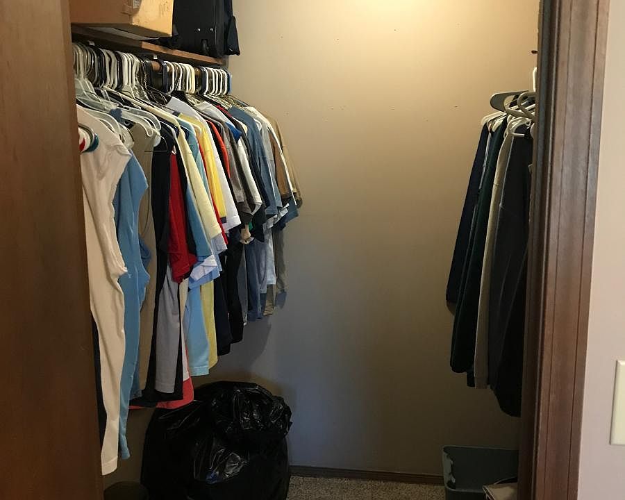 Walk-in closet