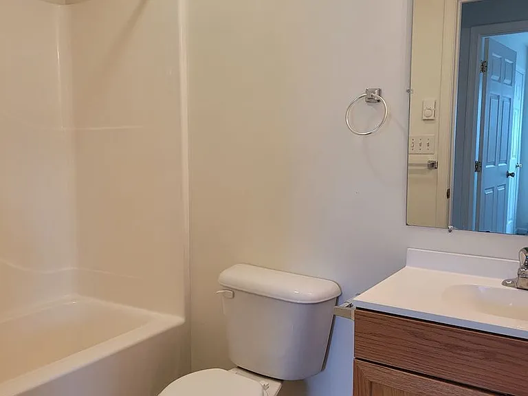 1415 Doron Dr #3A — Photo 10
