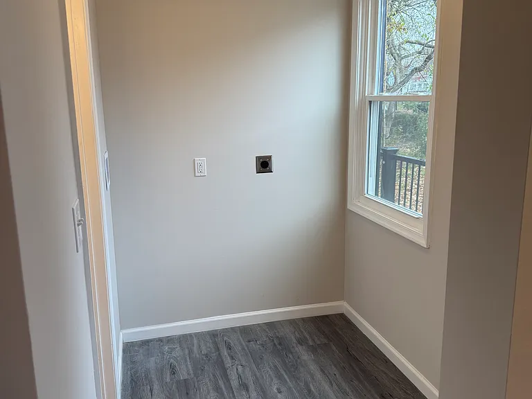 1901 Huddle St — Photo 7