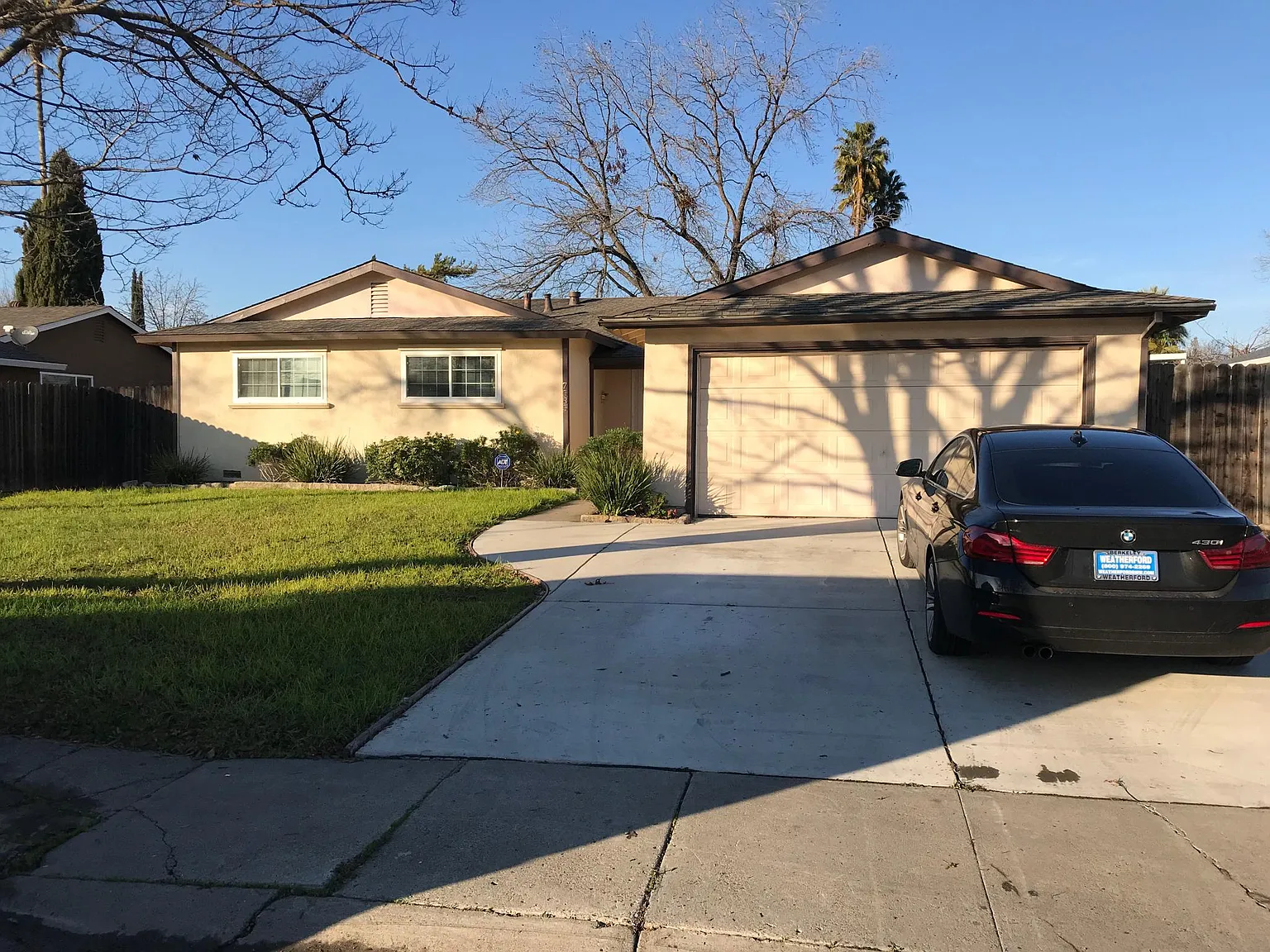 7585 Twilight Dr photo 1