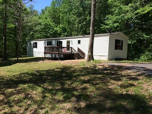 4th image of 321 Carmel Ln