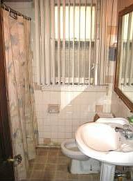 2nd image of 1708 E 84th Pl