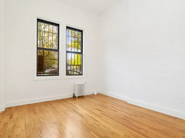 188 Norfolk Street image 1 of 3