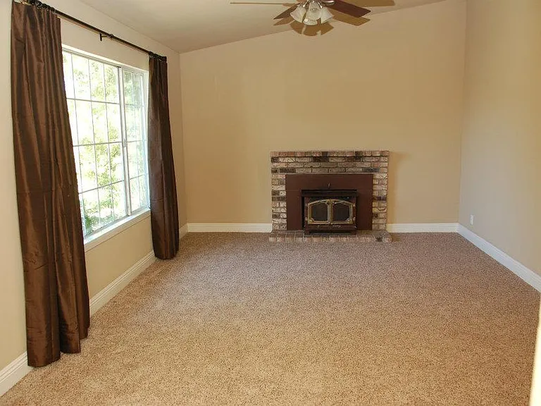 1310 Needham Dr — Photo 2