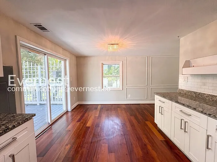 8202 Sheriff Rd — Photo 7