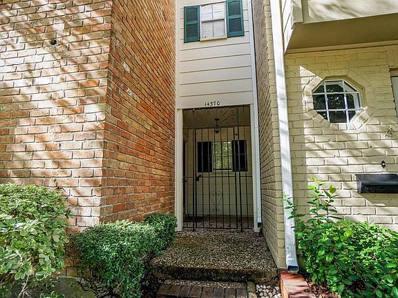 3rd image of 14370 Misty Meadow Ln