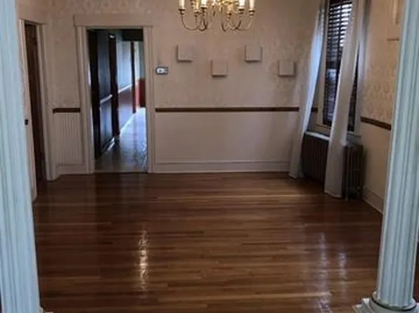 46 West 42nd Street image 2 of 12