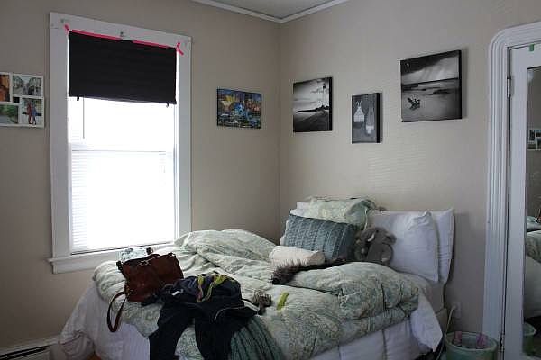 1st image of 143 Pembroke Ave