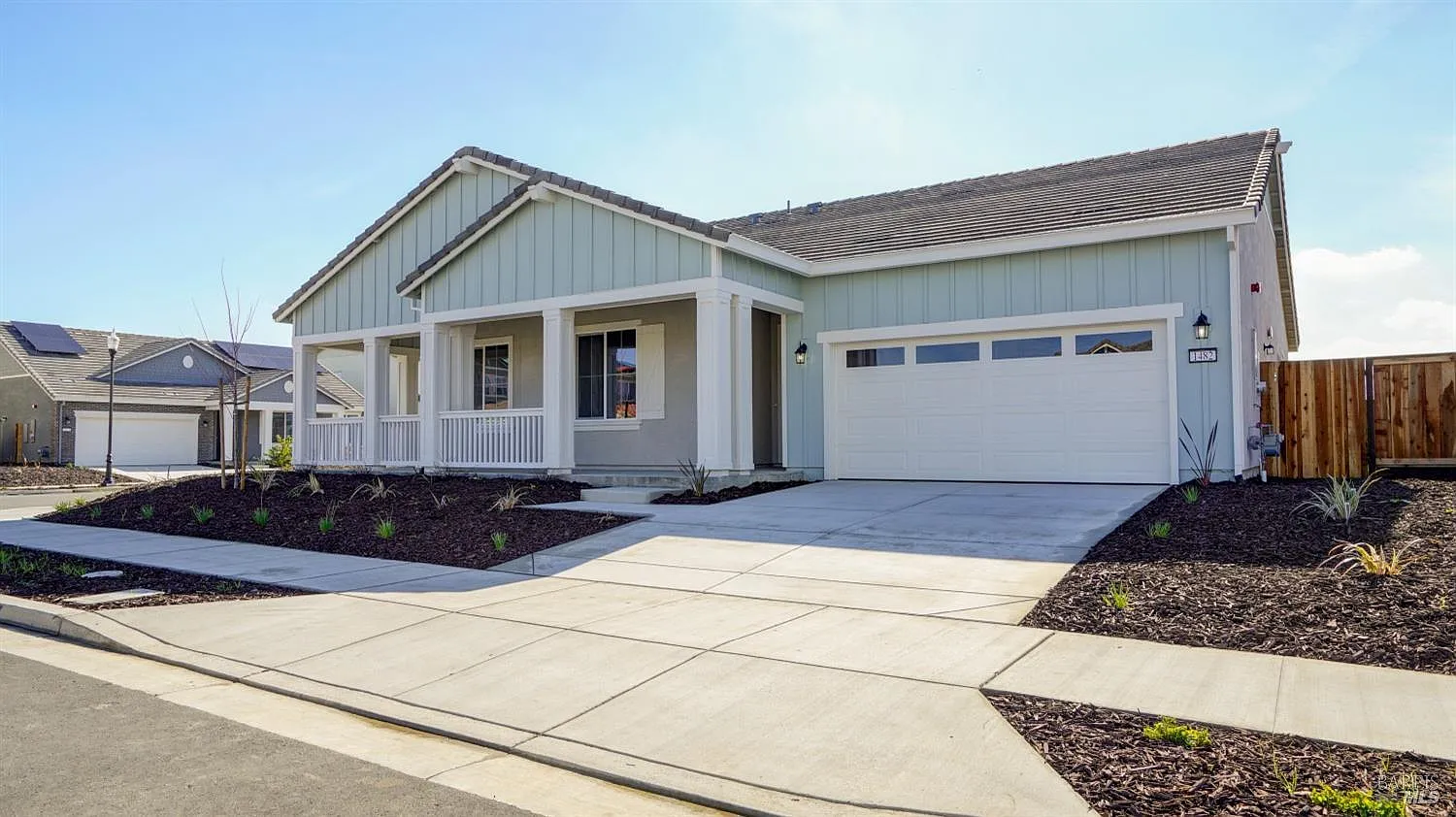 1482 Daffodil Drive photo 1