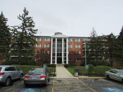 1050 N Farnsworth Ave APT 107, Aurora, IL, 60505