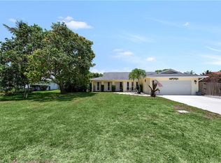 639 Pompano DR, NAPLES, FL 34110