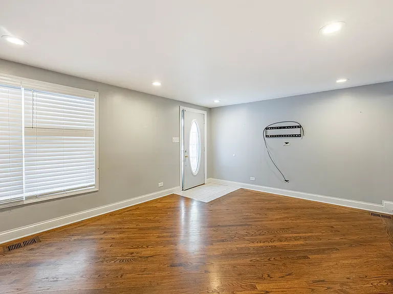 8912 S Ryan Rd #HOUSE — Photo 6