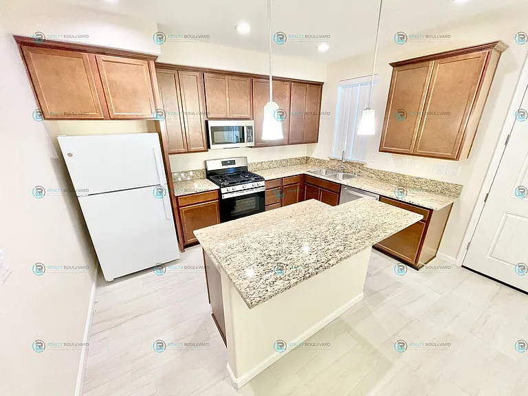 1017 Middle Gate Rd — Photo 2