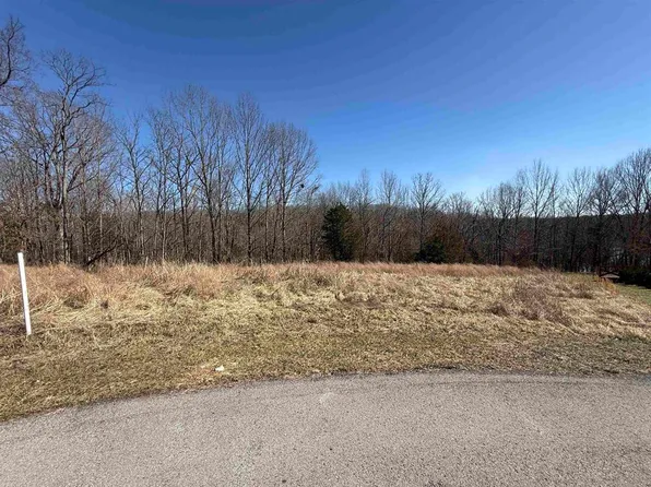 16 Landings Ct, Willisburg, KY 40078