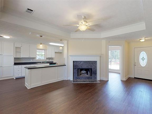 4th image of 520 Daniel Dr