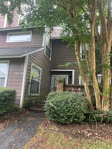 134 Luden Dr #B Photo 1