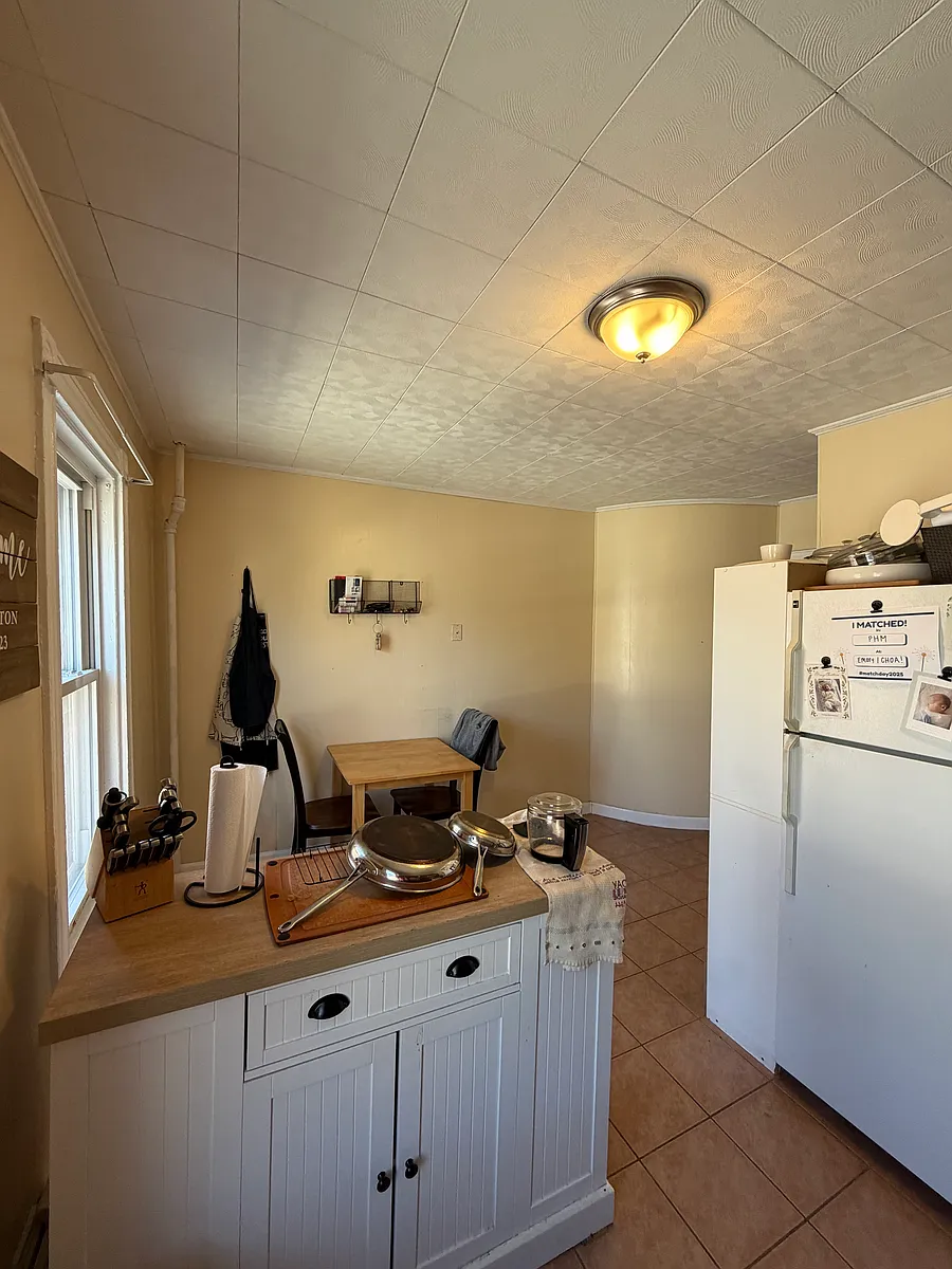 Building Photo - 14 Smythe St #2