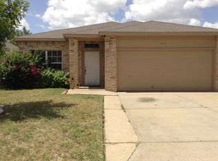 1718 Denmark Ln, Laredo, TX 78045