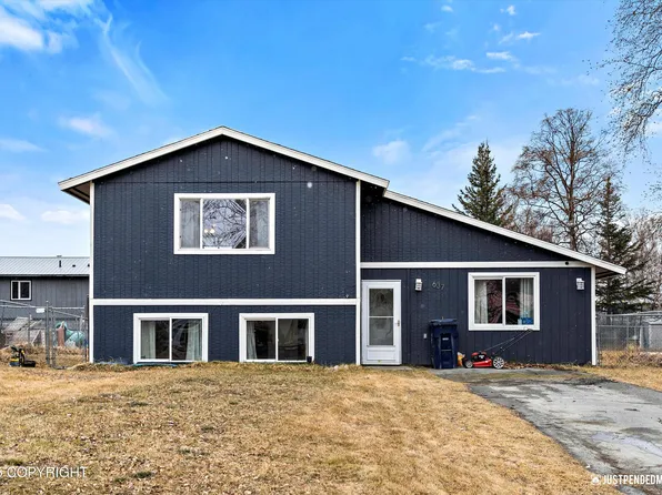 637 W Fern Ave, Palmer, AK 99645