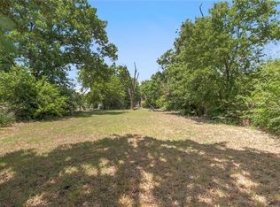 821 E Brown St, Cleburne, TX 76031