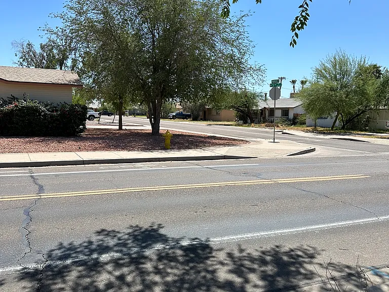 street parking on Margo