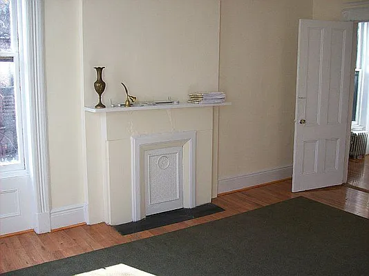 Rented by Frank Valvo Real Estate | media 11