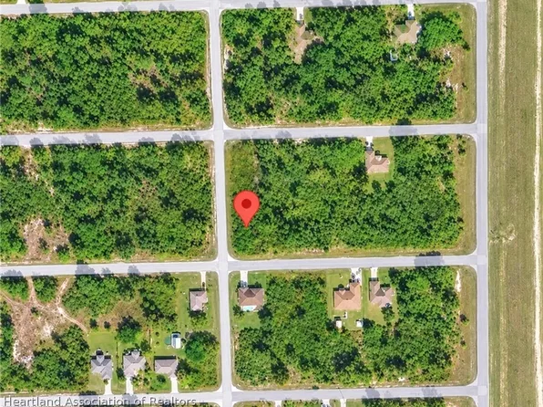 2510 71st St, Lehigh Acres, FL 33971