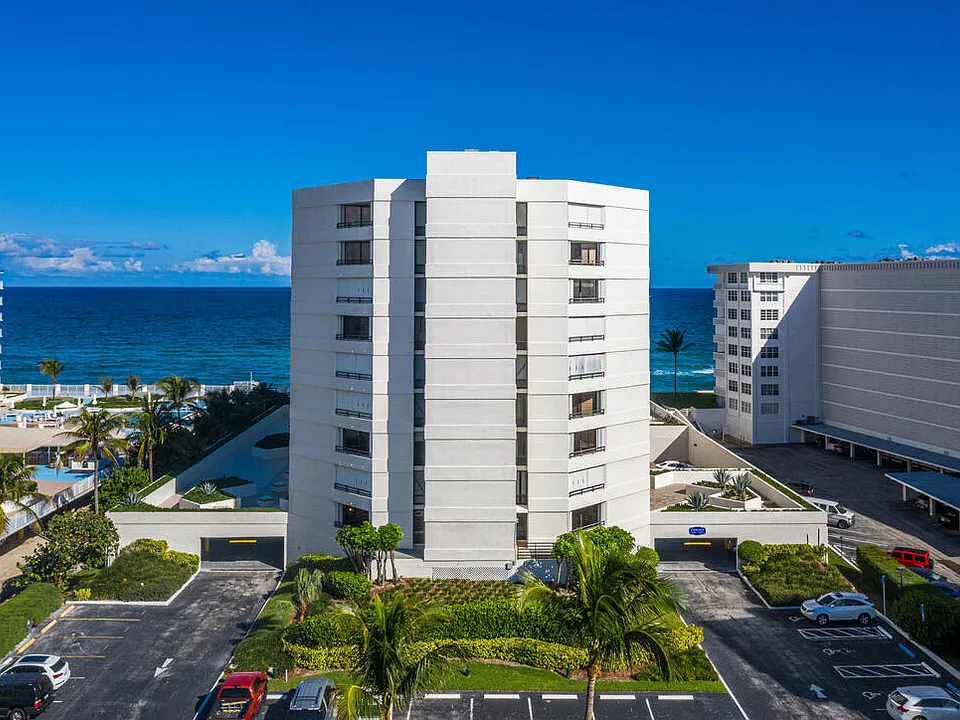 3560 S Ocean Blvd #404