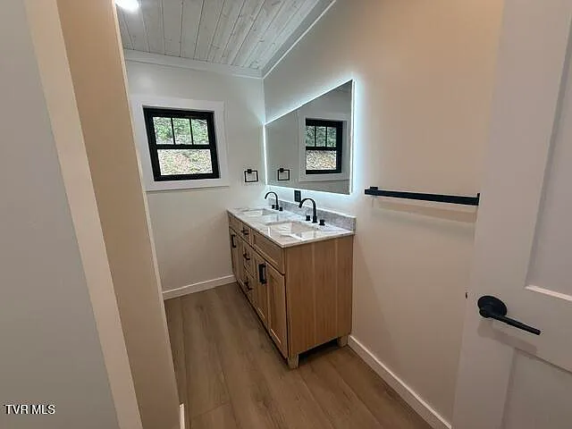 711 Tinker Rd — Photo 12
