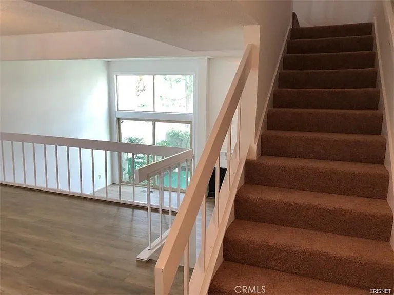 22219 1/2 Erwin St #22219 — Photo 14