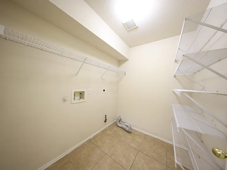 1153 Miss Kimberlys Ln — Photo 6