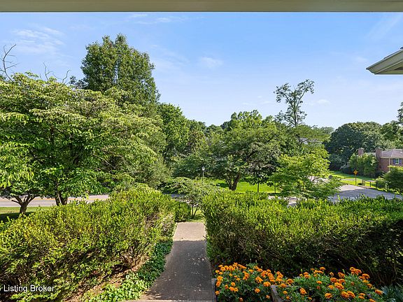4th image of 3027 Beals Branch Dr