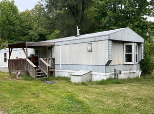 5431 Almy Rd, Vestaburg, MI 48891