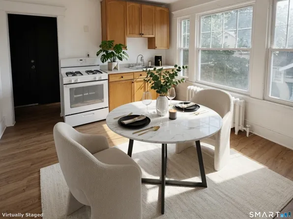 160 Main St #2, West Haven, CT 06516