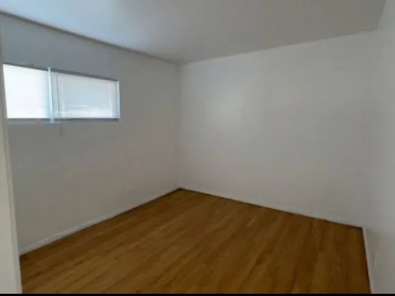 18151 Roscoe Blvd #G — Photo 4