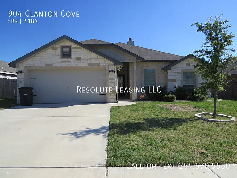 904 Clanton Cv — Photo 2