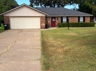4614 Parkridge Dr, Benton, LA 71006