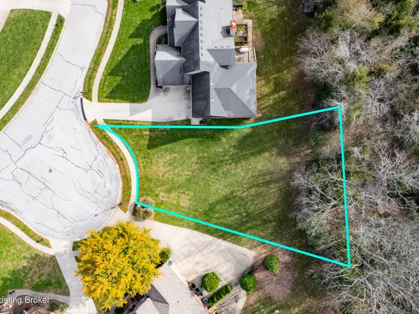 48 Old Mill Village Dr, Shelbyville, KY 40065