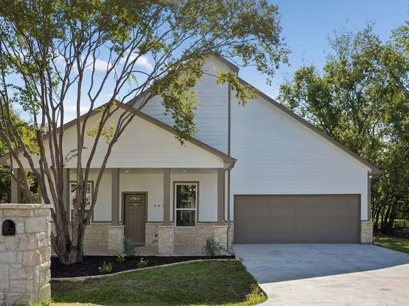 308 N McGraw St, Forney, TX 75126