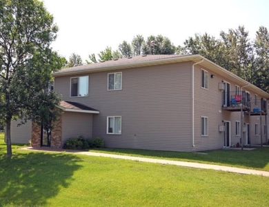 325 Summit Ave W, Blackduck, MN, 56630