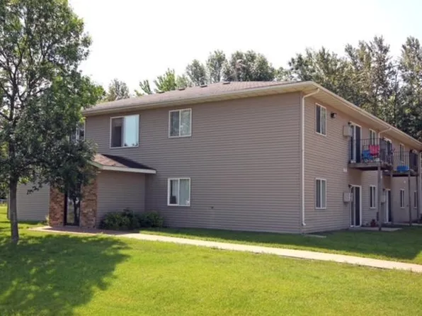 325 Summit Ave W, Blackduck, MN 56630