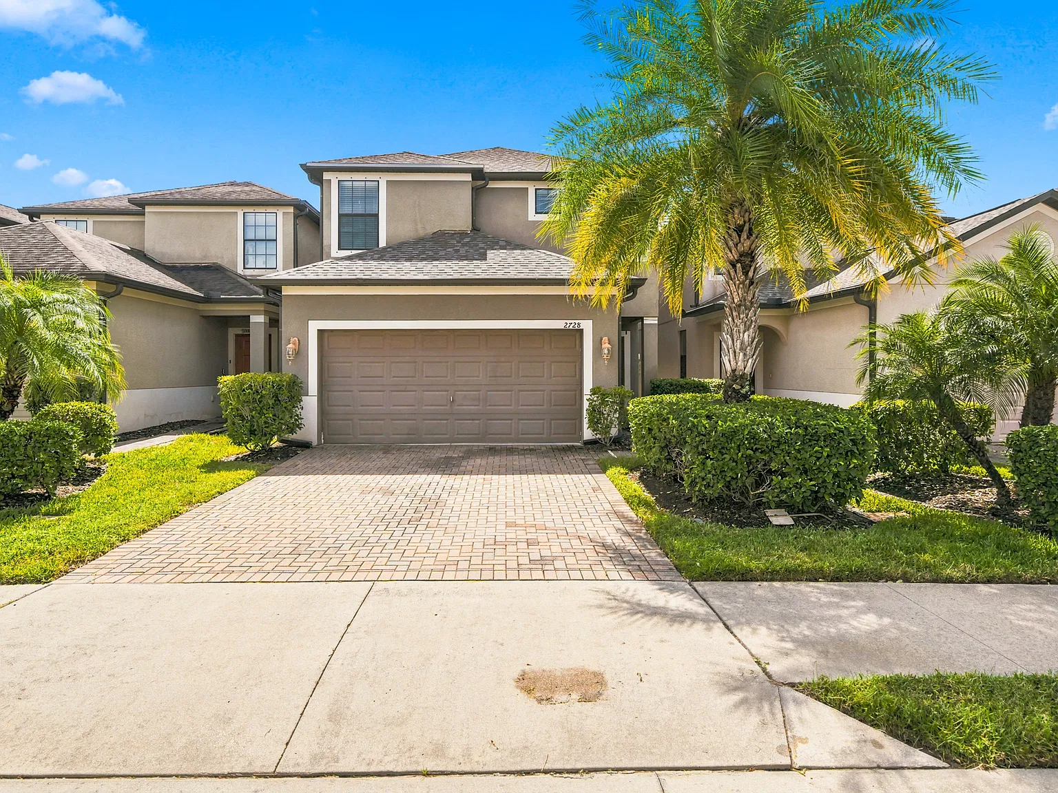 5 bed, 2561 sqft, $2,650 — Photo 3