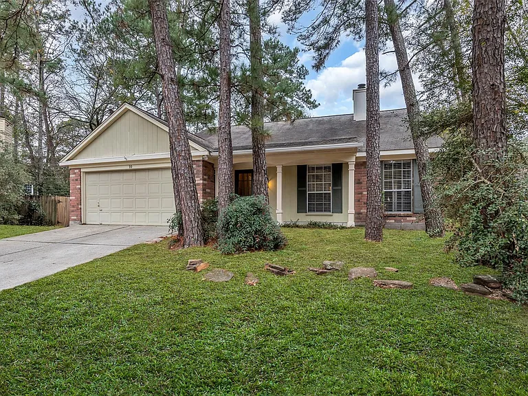 10 Treadwell Ct — Photo 1